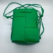 カセットミニ（ブランドバッグ）の商品画像 - 査定依頼日：2025年9月17日 - 最高査定価格：60,000円