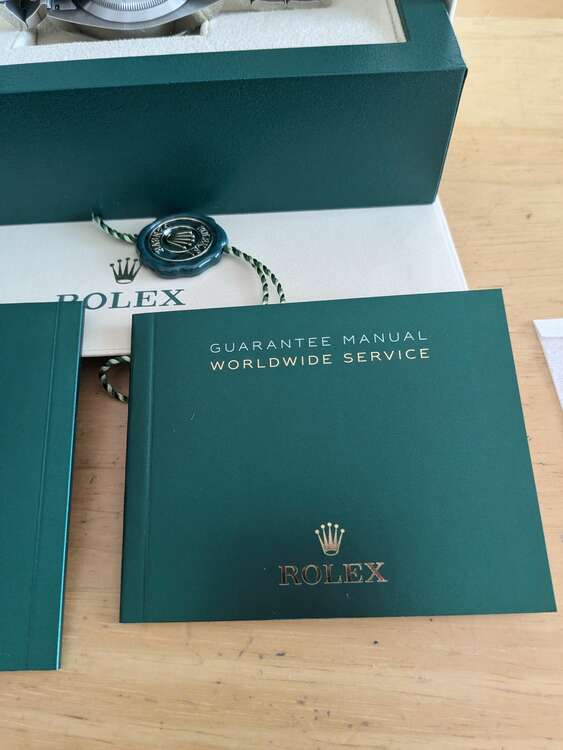 ロレックス サブマリーナー 126610LV（高級時計）の商品画像 - 査定依頼日：2025年3月3日 - 最高査定価格：2,160,000円