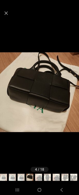 ボッテガ ヴェネタ BOTTEGA VENETA トートバッグ キャンディー ア（ブランドバッグ）の商品画像 - 査定依頼日：2025年12月12日 - 最高査定価格：170,000円