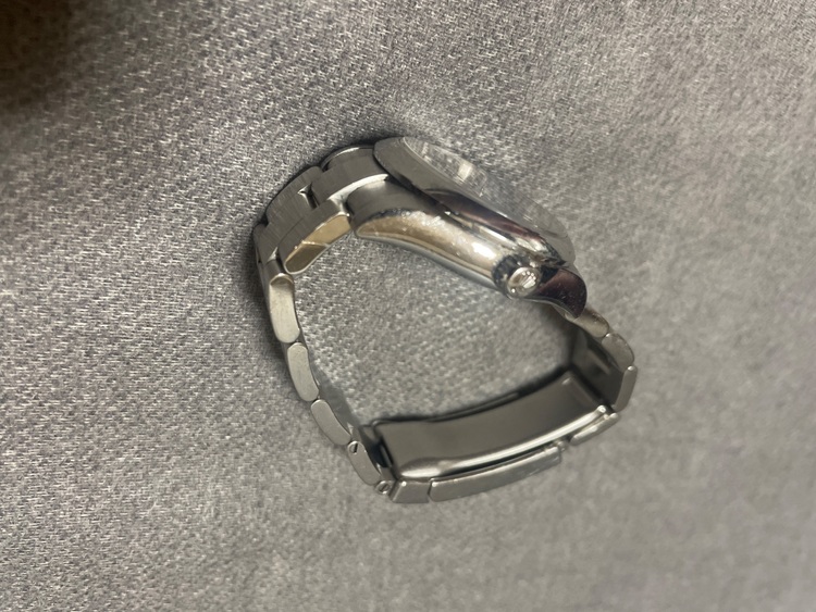 ロレックス パーペチュアルデイト 17720（高級時計）の商品画像 - 査定依頼日：2025年6月8日 - 最高査定価格：700,000円