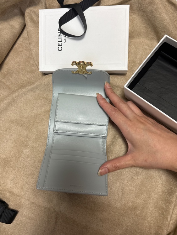 セリーヌ  （ブランドバッグ）の商品画像 - 査定依頼日：2025年8月20日 - 最高査定価格：100,000円