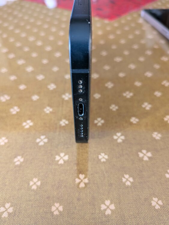 iPhone14（スマホ）の商品画像 - 査定依頼日：2026年1月28日 - 最高査定価格：45,000円