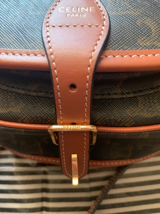 セリーヌ  （ブランドバッグ）の商品画像 - 査定依頼日：2026年2月19日 - 最高査定価格：120,000円