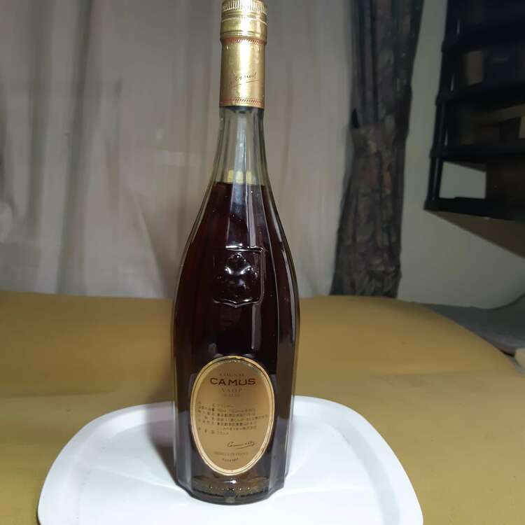 vsop de LUXE ESTd1863（お酒）の商品画像 - 査定依頼日：2025年5月29日 - 最高査定価格：1,500円