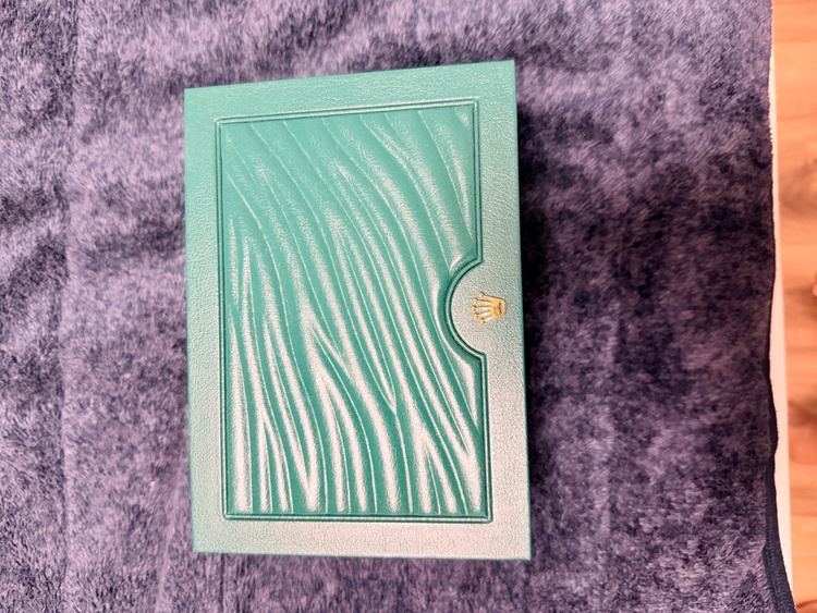 ロレックス シードゥエラー （高級時計）の商品画像 - 査定依頼日：2025年12月12日 - 最高査定価格：2,300,000円