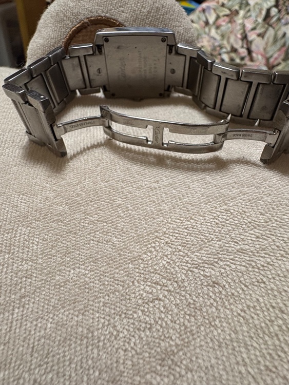 タンクフランセーズ（高級時計）の商品画像 - 査定依頼日：2026年3月28日 - 最高査定価格：2,000,000円