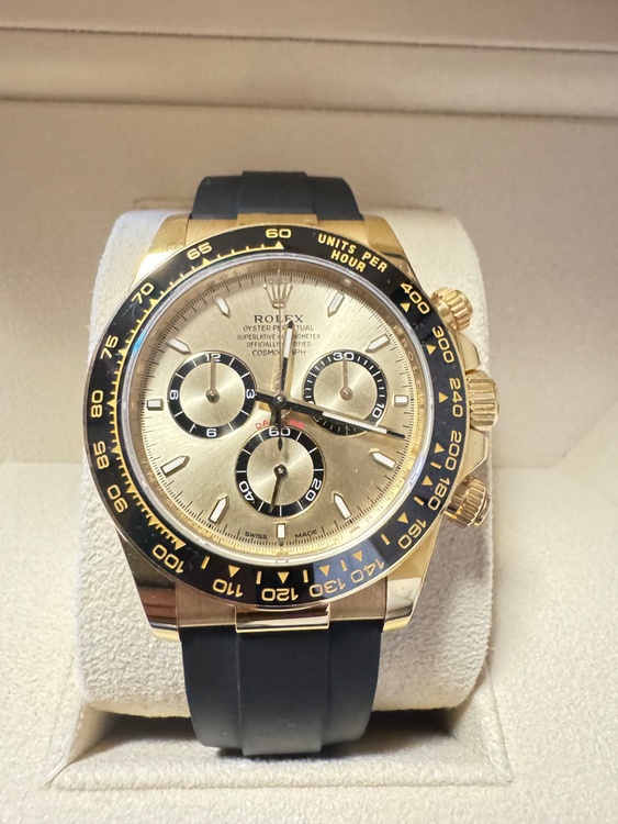 126518LN（高級時計）の商品画像 - 査定依頼日：2025年12月28日 - 最高査定価格：9,300,000円