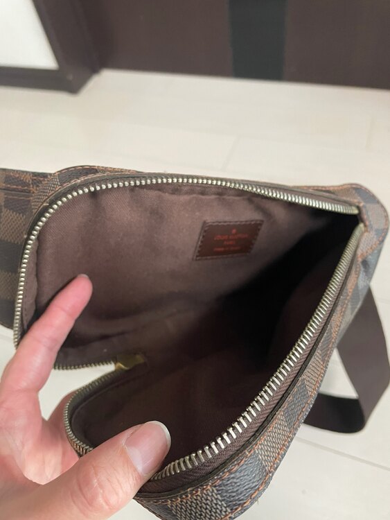 ショルダーバッグ（ブランドバッグ）の商品画像 - 査定依頼日：2025年4月3日 - 最高査定価格：70,000円