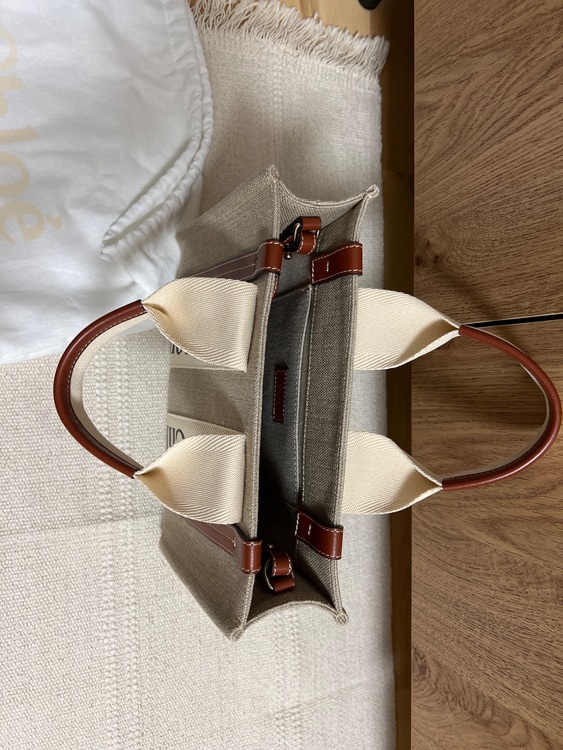 リネン製WOODYスモールトートバッグ（ブランドバッグ）の商品画像 - 査定依頼日：2025年7月31日 - 最高査定価格：20,000円