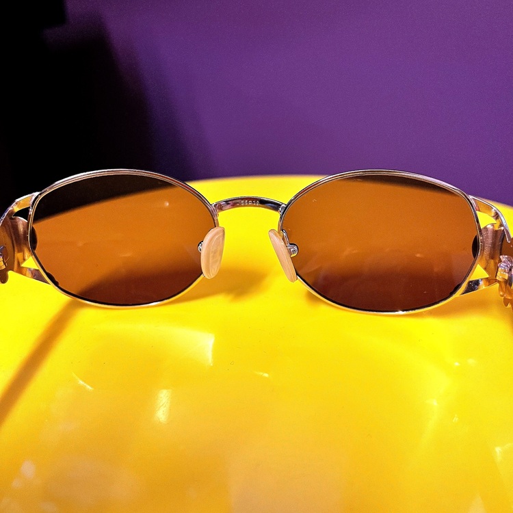 フェンディ  （ブランドバッグ）の商品画像 - 査定依頼日：2025年11月18日 - 最高査定価格：5,200円