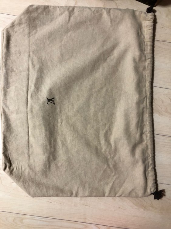 ルイ・ヴィトン モノグラム カバ・アルト（ブランドバッグ）の商品画像 - 査定依頼日：2022年8月28日 - 最高査定価格：60,000円