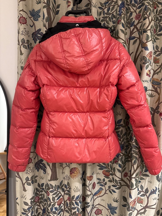 モンクレール　BADIA00（古着・ファッション）の商品画像 - 査定依頼日：2026年1月16日 - 最高査定価格：20,000円