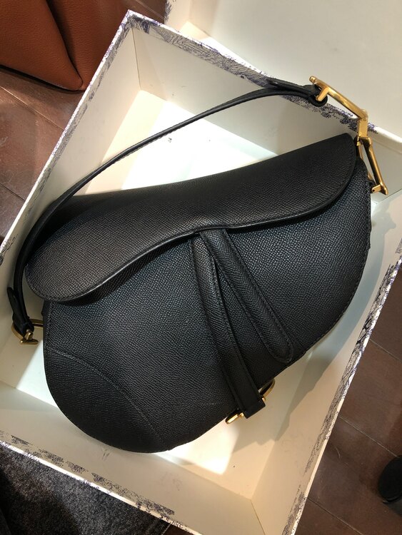 サドルバッグ　（大）（ブランドバッグ）の商品画像 - 査定依頼日：2025年5月26日 - 最高査定価格：80,000円