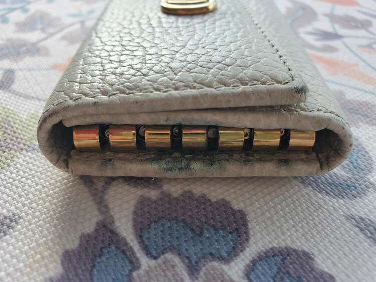 キーケース（ブランド財布・小物）の商品画像 - 査定依頼日：2025年1月8日 - 最高査定価格：5,000円