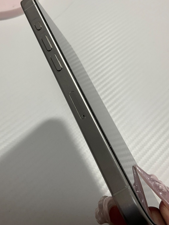 iPhone iPhone 15 Pro 512GB SIMフリー（スマホ）の商品画像 - 査定依頼日：2026年7月4日 - 最高査定価格：61,000円
