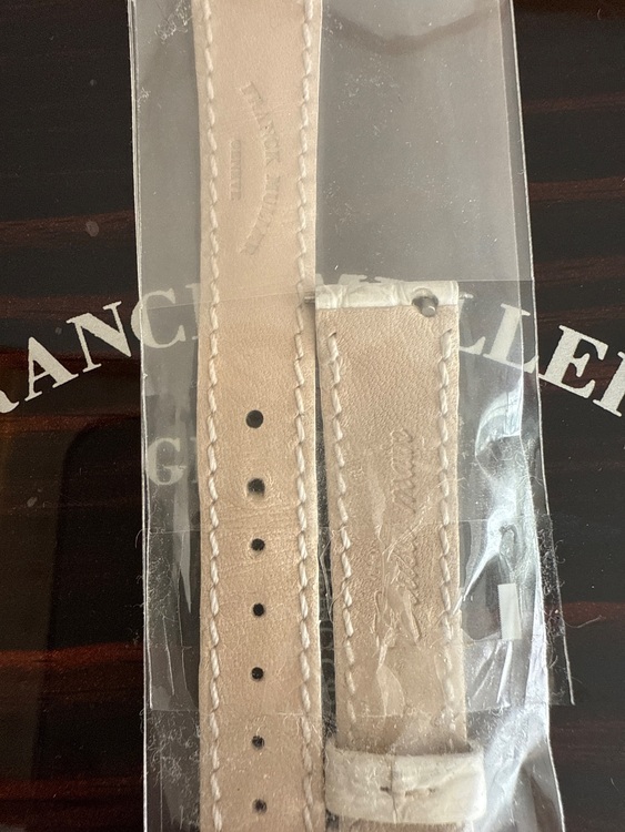 フランクミューラートノウカーベックス（高級時計）の商品画像 - 査定依頼日：2025年9月8日 - 最高査定価格：200,000円