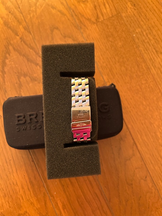 ブライトリング クロノマット B134B01（高級時計）の商品画像 - 査定依頼日：2026年2月13日 - 最高査定価格：280,000円