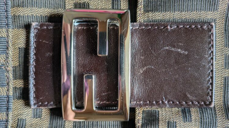 分かりません（ブランドバッグ）の商品画像 - 査定依頼日：2025年10月13日 - 最高査定価格：75,000円