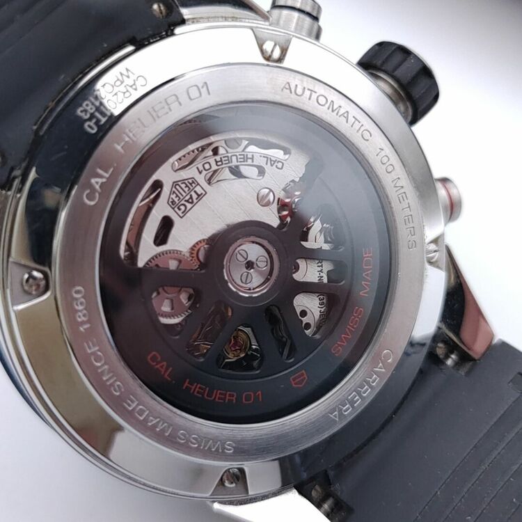 キャリバーホイヤー01  ブルー レッド スケルトン（高級時計）の商品画像 - 査定依頼日：2025年9月5日 - 最高査定価格：350,000円