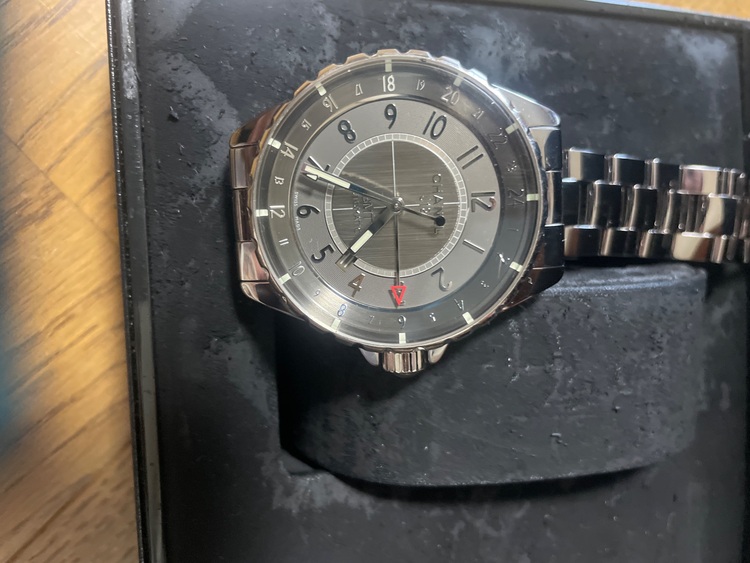 シャネル J12 H309（高級時計）の商品画像 - 査定依頼日：2025年10月11日 - 最高査定価格：280,000円