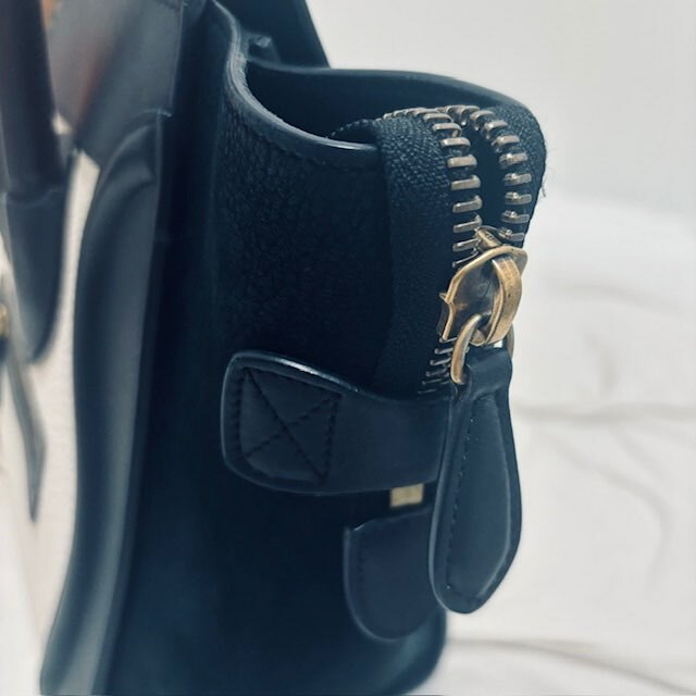 CELINE ラゲージバッグ マイクロ（ブランドバッグ）の商品画像 - 査定依頼日：2025年2月26日 - 最高査定価格：80,000円