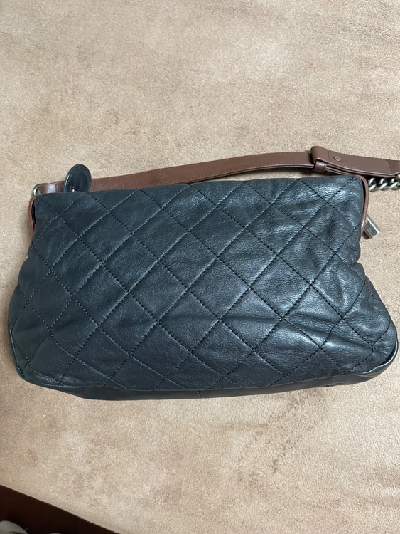 ヴィンテージ金具　黒（ブランドバッグ）の商品画像 - 査定依頼日：2026年1月23日 - 最高査定価格：173,000円