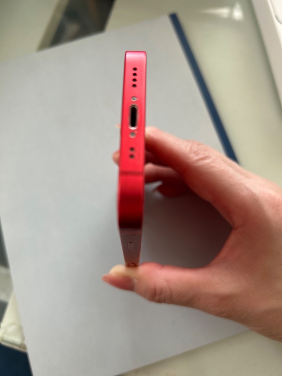 iPhone（スマホ）の商品画像 - 査定依頼日：2026年2月17日 - 最高査定価格：20,000円