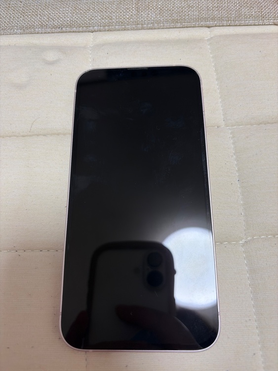 iPhone iPhone 13 128GB SIMフリー（スマホ）の商品画像 - 査定依頼日：2026年7月7日 - 最高査定価格：18,000円