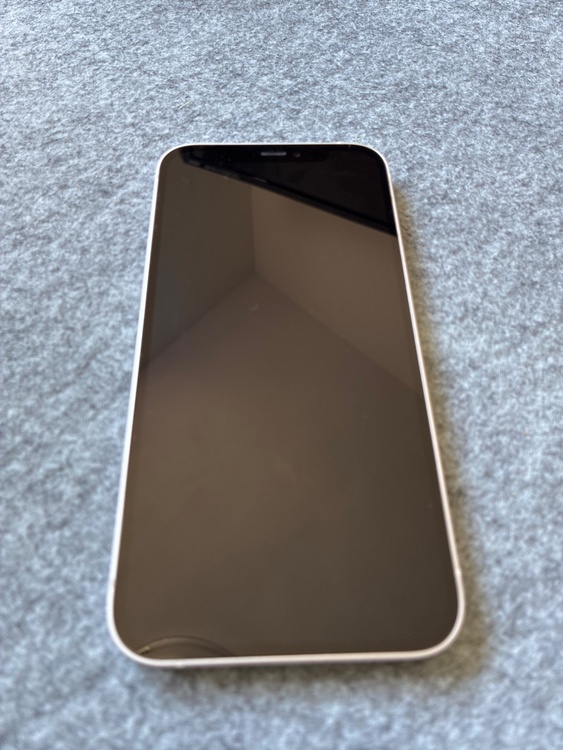 iPhone12（スマホ）の商品画像 - 査定依頼日：2026年5月5日 - 最高査定価格：24,000円