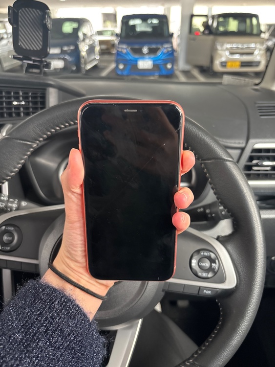 アイフォンXR（スマホ）の商品画像 - 査定依頼日：2026年1月31日 - 最高査定価格：14,000円