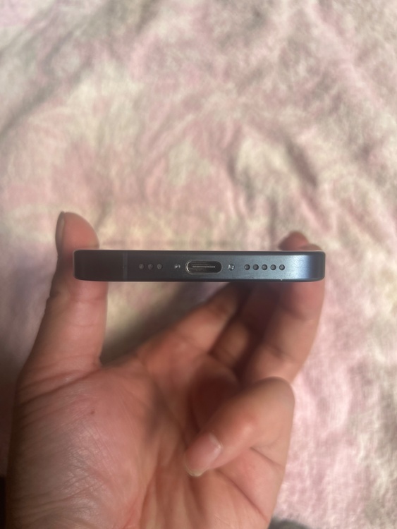 iPhone15pro（スマホ）の商品画像 - 査定依頼日：2026年5月5日 - 最高査定価格：74,000円