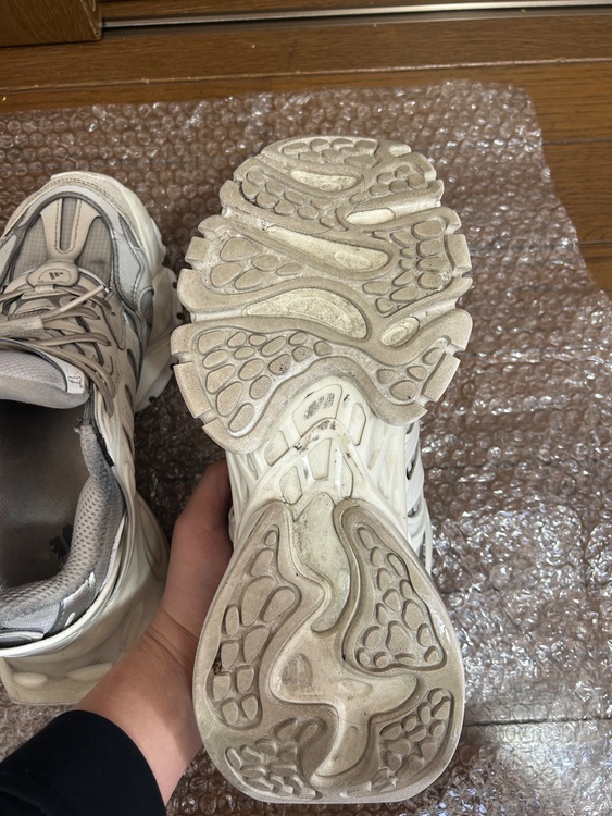 adidasXLG Runner deluxe（古着・ファッション）の商品画像 - 査定依頼日：2026年2月19日 - 最高査定価格：100,000円