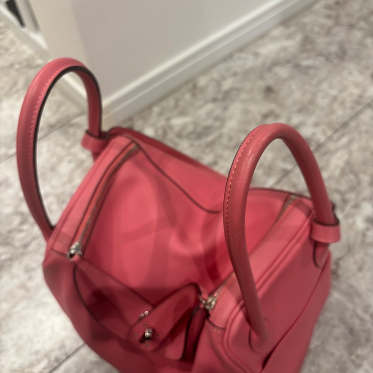 リンディ26（ブランドバッグ）の商品画像 - 査定依頼日：2026年1月14日 - 最高査定価格：550,000円