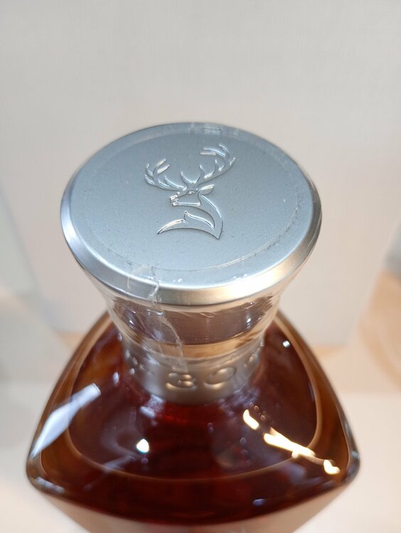 ウイスキー グレンフィディック （お酒）の商品画像 - 査定依頼日：2026年4月8日 - 最高査定価格：90,000円