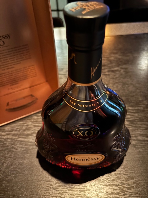 ブランデー ヘネシー （お酒）の商品画像 - 査定依頼日：2026年2月14日 - 最高査定価格：15,000円