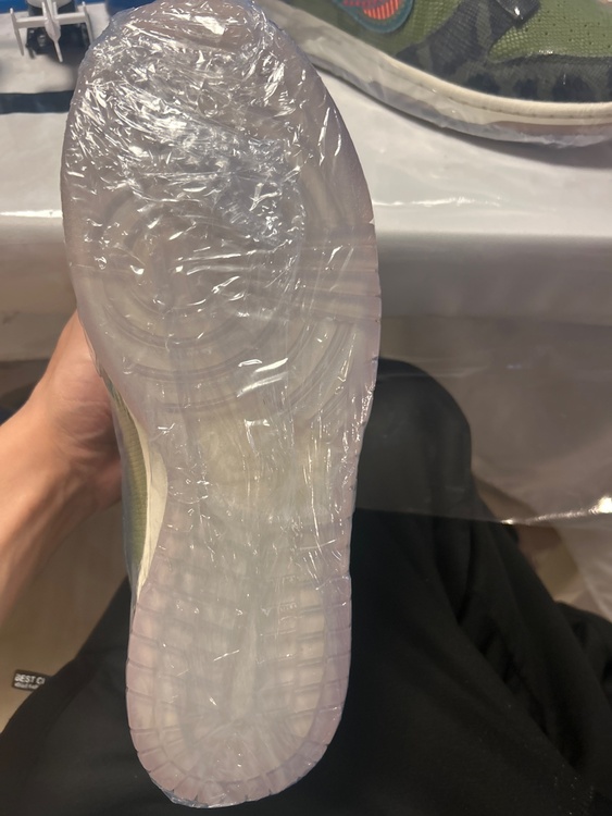 品番　D02160-335品名ナイキ　ダンクLOW SE（古着・ファッション）の商品画像 - 査定依頼日：2026年3月29日 - 最高査定価格：5,000円