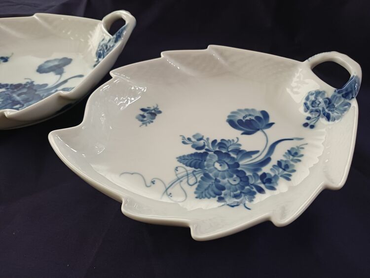 ロイヤルコペンハーゲン ブルーフラワー リーフディッシュ　2枚（食器）の商品画像 - 査定依頼日：2025年8月21日 - 最高査定価格：4,000円