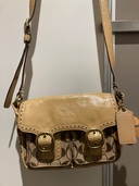 その他 コーチ （ブランドバッグ）の商品画像 - 査定依頼日：2025年10月18日 - 最高査定価格：2,500円