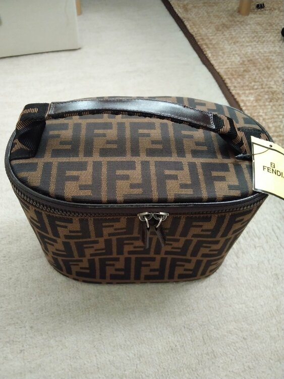 バニティ（ブランドバッグ）の商品画像 - 査定依頼日：2025年12月10日 - 最高査定価格：30,000円