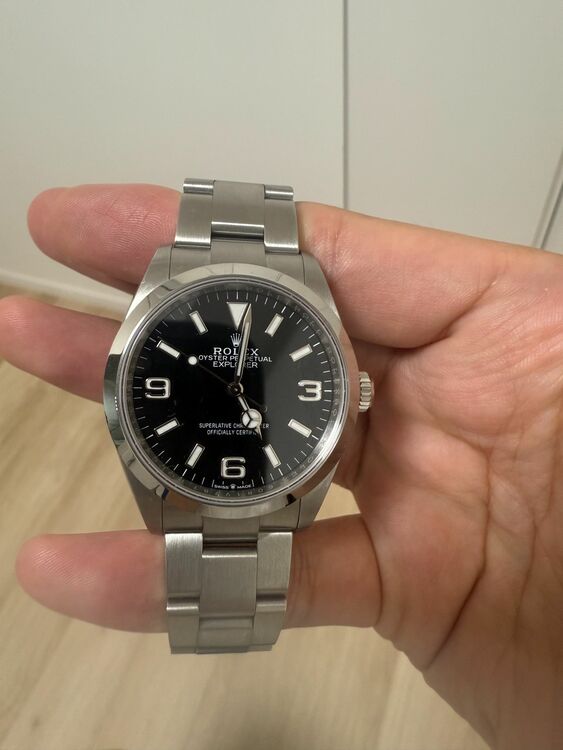 ロレックス エクスプローラー 12427（高級時計）の商品画像 - 査定依頼日：2025年8月27日 - 最高査定価格：1,250,000円