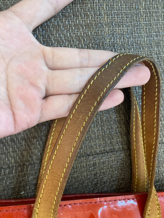 リードPM（ブランドバッグ）の商品画像 - 査定依頼日：2025年9月5日 - 最高査定価格：30,000円