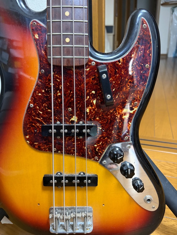 Fender Custom Shop製 Jazz Bass（ピアノ・楽器・PA機材）の商品画像 - 査定依頼日：2026年9月27日 - 最高査定価格：300,000円