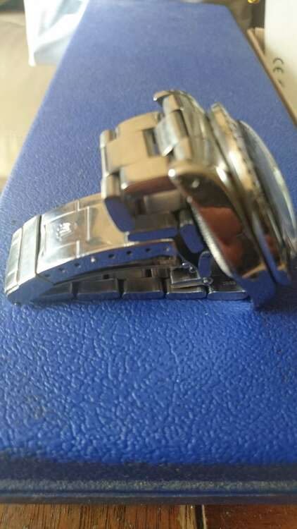 ロレックス シードゥエラー 1665／4267100（高級時計）の商品画像 - 査定依頼日：2025年5月7日 - 最高査定価格：4,000,000円