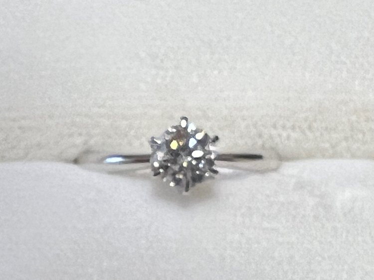 ダイヤモンド（宝石）の商品画像 - 査定依頼日：2023年4月1日 - 最高査定価格：150,000円