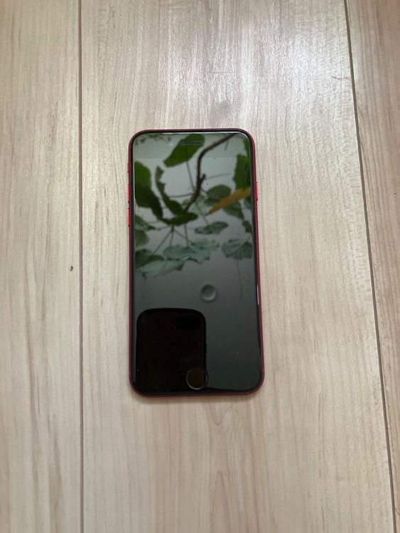 iPhone SE (第 3 世代) 64GB SIMフリー（スマホ）の商品画像 - 査定依頼日：2026年3月29日 - 最高査定価格：15,000円