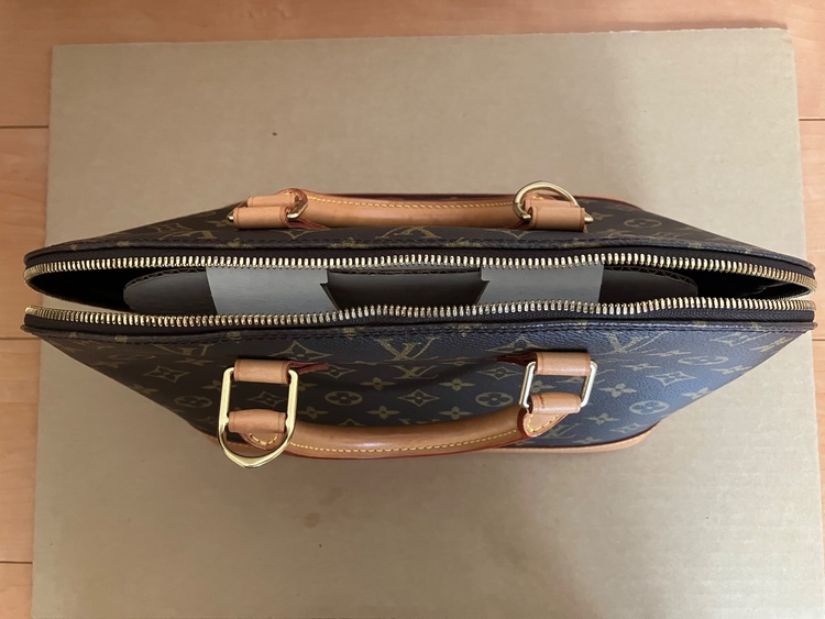 ルイヴィトン アルマ （ブランドバッグ）の商品画像 - 査定依頼日：2026年1月4日 - 最高査定価格：75,000円