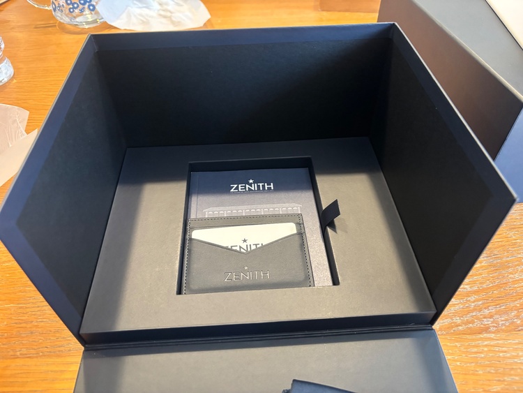 yusuke.04@icloud.com（高級時計）の商品画像 - 査定依頼日：2025年12月29日 - 最高査定価格：900,000円