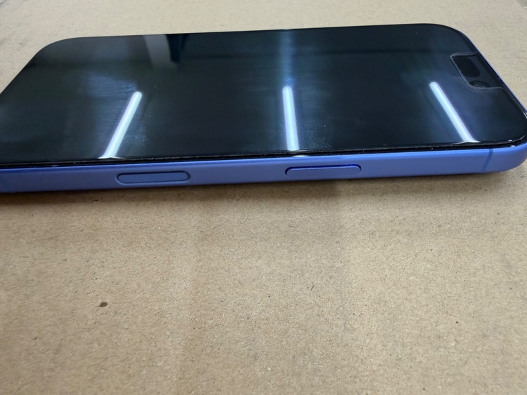 iPhone 16 128GB Softbank（スマホ）の商品画像 - 査定依頼日：2026年4月10日 - 最高査定価格：80,000円