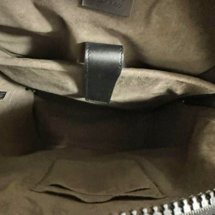 グッチ  （ブランドバッグ）の商品画像 - 査定依頼日：2025年3月5日 - 最高査定価格：100,000円