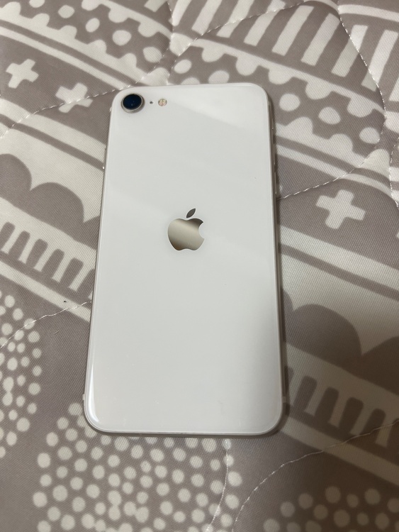 iPhone iPhone SE (第 3 世代) 64GB Softbank（スマホ）の商品画像 - 査定依頼日：2026年9月2日 - 最高査定価格：14,000円